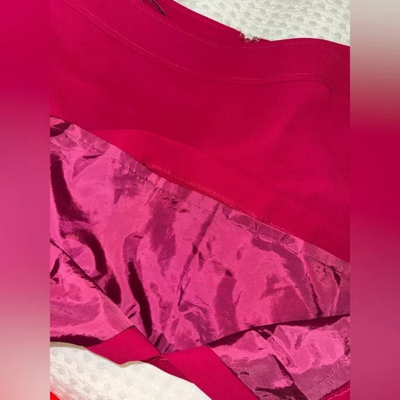 Magenta Pencil Skirt - Picture 4 of 7